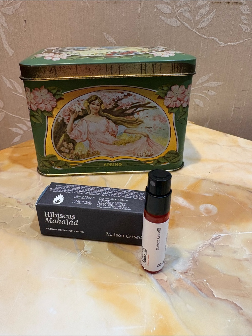 Hibiscus Mahajad Extrait de Parfum ~ Maison Crivelli